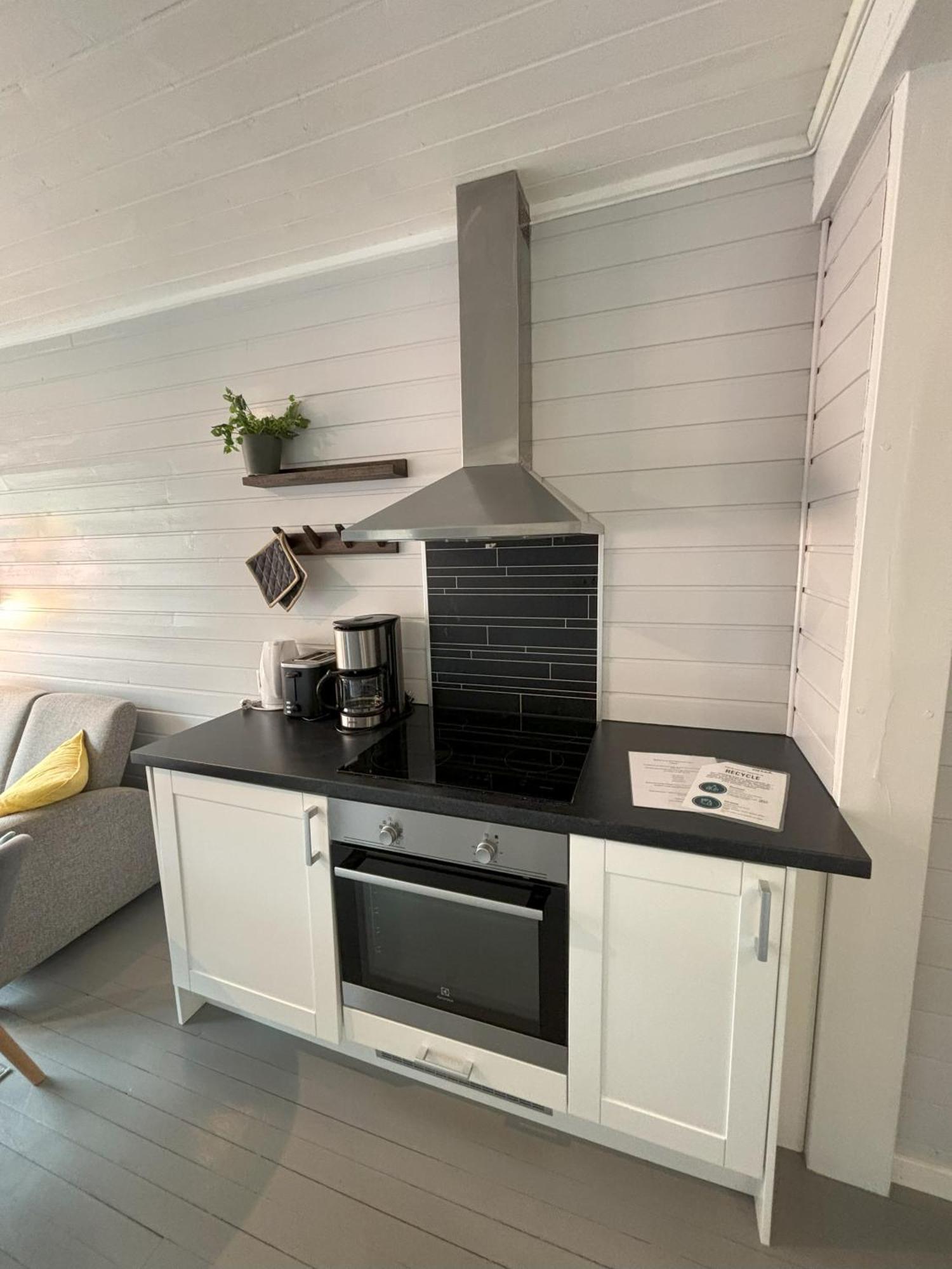 Buodden Rorbuer - Fisherman Cabins Sørvågen Zewnętrze zdjęcie